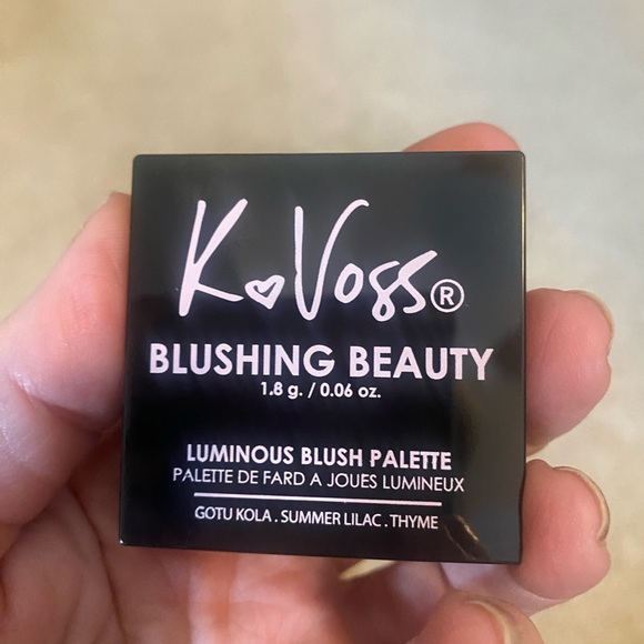 Ipsy five (5) piece neutral beauty bundle with Ipsy bag - Picture 6 of 11